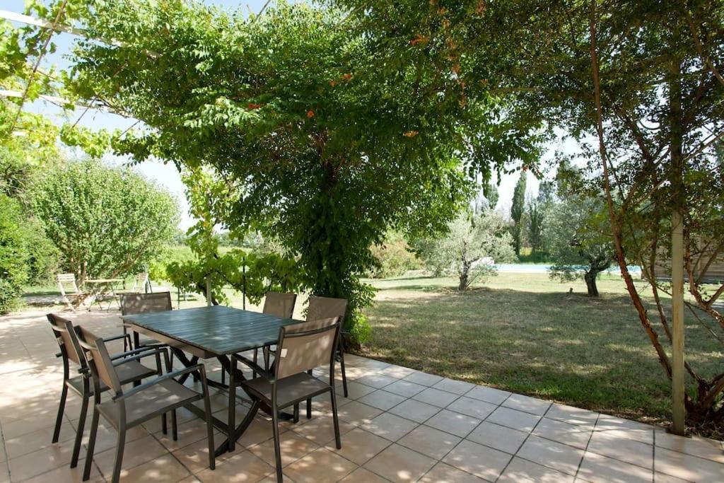 La Lezardiere Chez Hugues Сен-Реми-де-Прованс Экстерьер фото